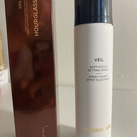 Hourglass Veil Soft Focus Setting Spray Large 4 Fl. Oz